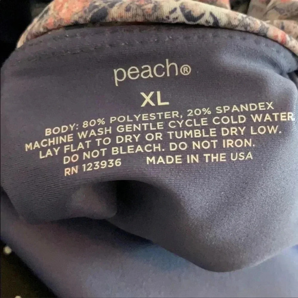 Peach reversible leggings size XL - Picture 9 of 9